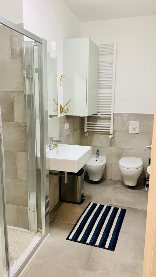 Milano Bocconi-Navigli 10 Appartement Buitenkant foto